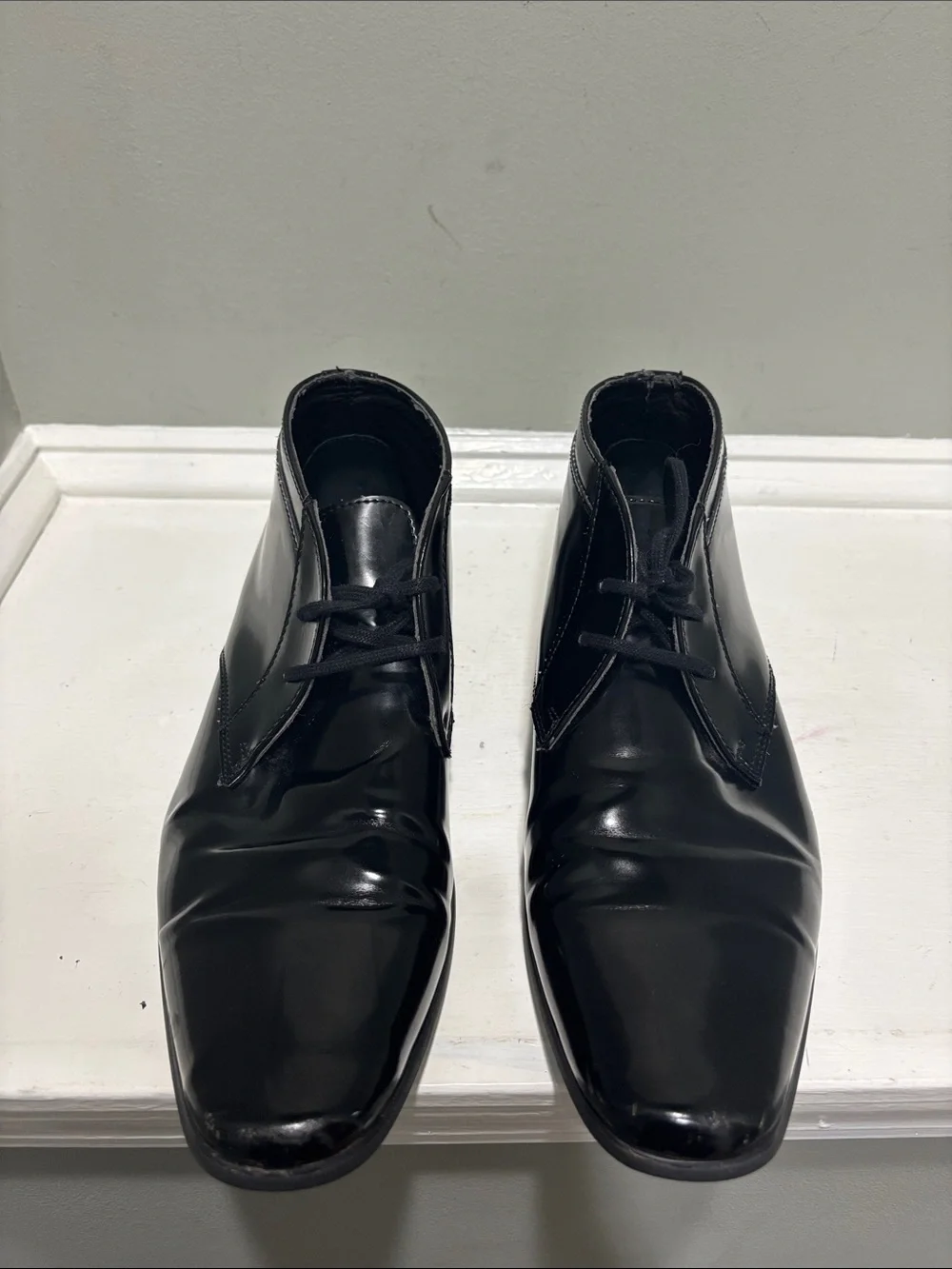 Calvin Klein Black Patent Leather Lace-Up Chelsea Dress Boots-size 10.5